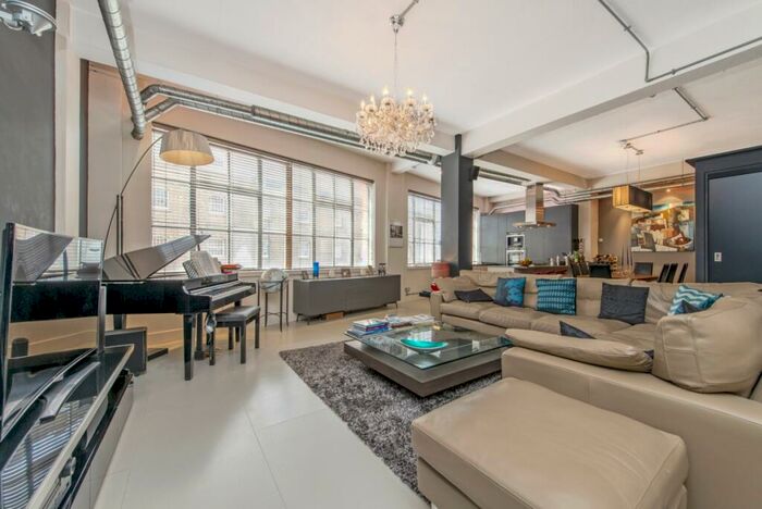 2 Bedroom Flat To Rent In St. John Street London, EC1V