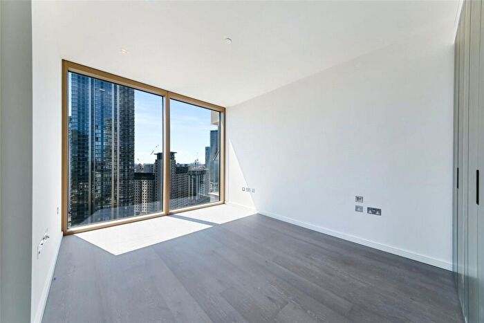 2 Bedroom Apartment To Rent In Park Drive, London, E14