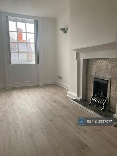 1 Bedroom Flat To Rent In Castle Street, Reading, RG1