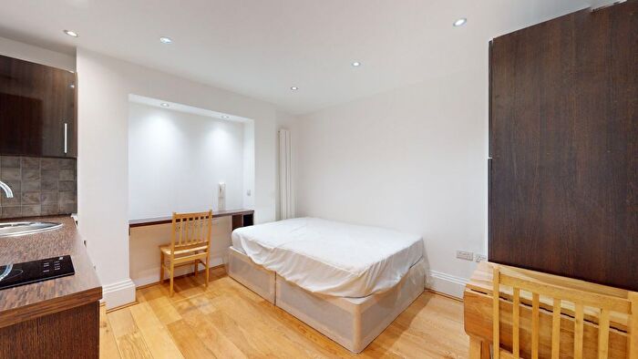 Studio To Rent In West End Lane, London, NW6