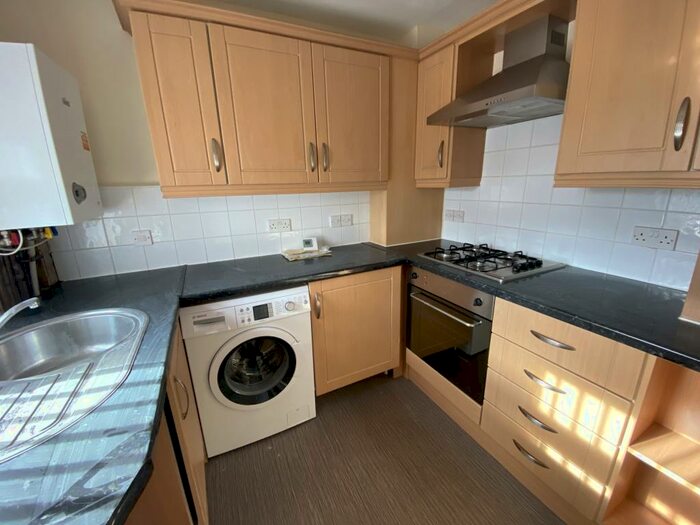 3 Bedroom Apartment To Rent In Mariner Court, Leyland Road, PR9