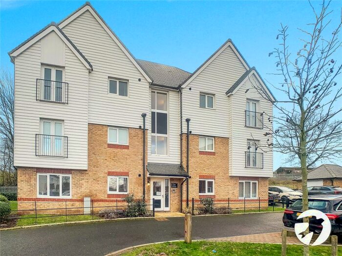 2 Bedroom Flat To Rent In Bristol Close, Sittingbourne, ME10