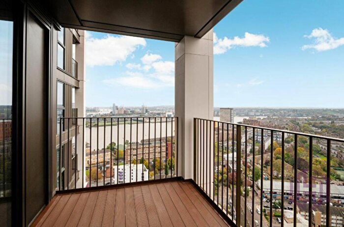 1 Bedroom Flat To Rent In Marsh Wall, London, E14