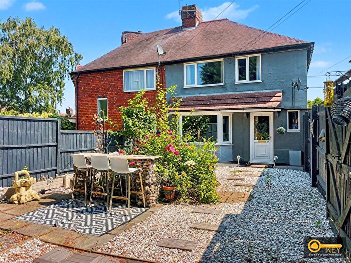 3 Bedroom Semi-detached House For Sale In Ransome Road, New Arley, CV7