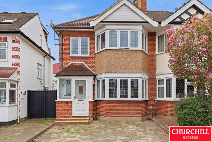 3 Bedroom Semi Detached House For Sale In Colvin Gardens, Wanstead, E11