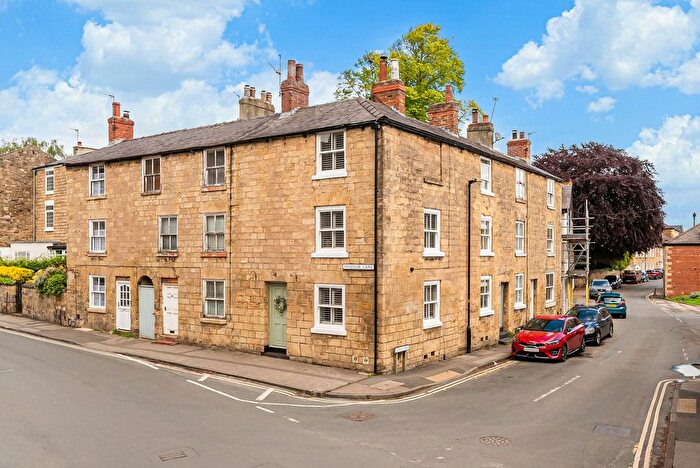 4 Bedroom End Of Terrace House For Sale In Windsor Lane, Knaresborough, HG5
