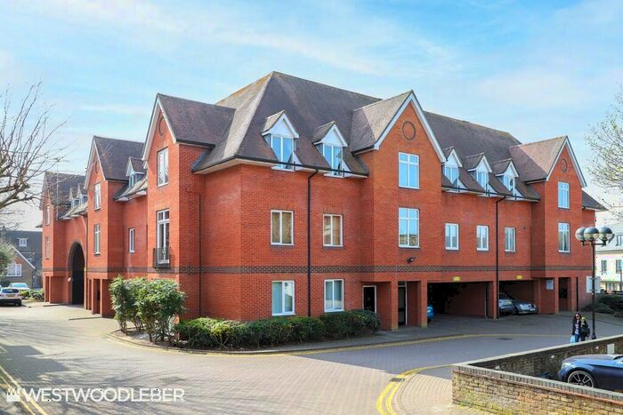 1 Bedroom Apartment To Rent In Bluecoat Court, Hertford, SG14