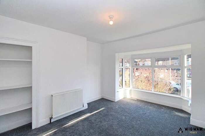 3 Bedroom End Of Terrace House For Sale In National Avenue, Hull, HU5