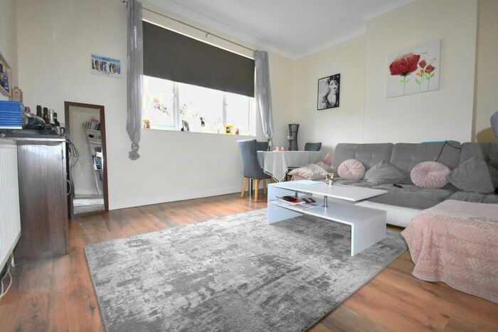 2 Bedroom Flat To Rent In Sultan Road, Portsmouth, PO2