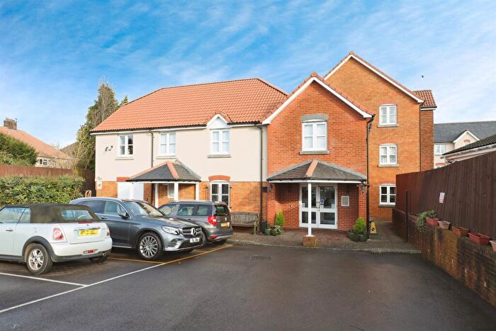 1 Bedroom Flat For Sale In Salisbury Street, Fordingbridge, SP6