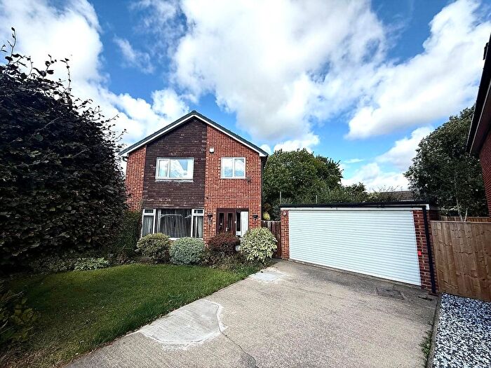 4 Bedroom Detached House For Sale In Riverslea, Stokesley, Middlesbrough, North Yorkshire, TS9