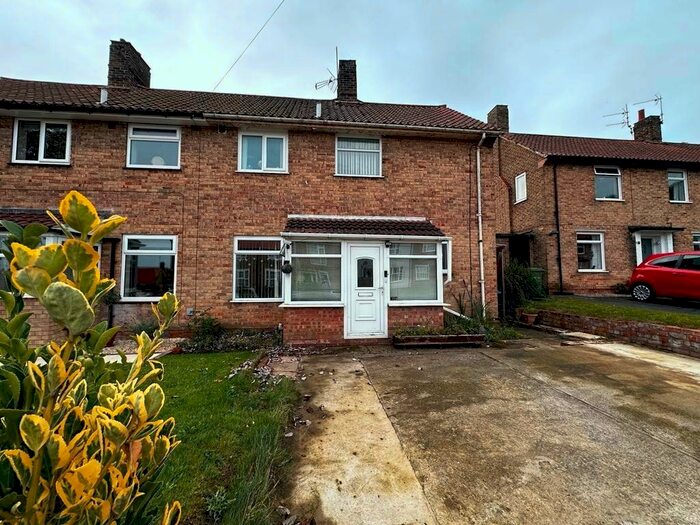 2 Bedroom Semi-Detached House For Sale In Kent Square, Bridlington, East Riding Of Yorkshi, YO16