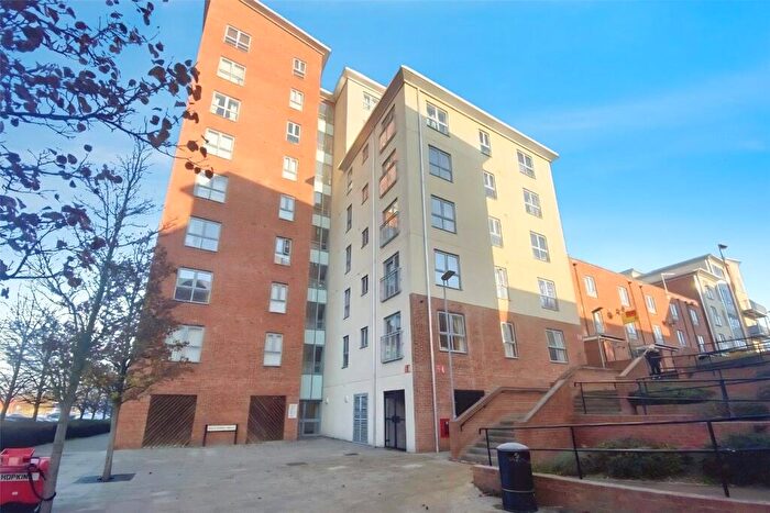 Flat To Rent In Moulsford Mews, Reading, Berkshire, RG30