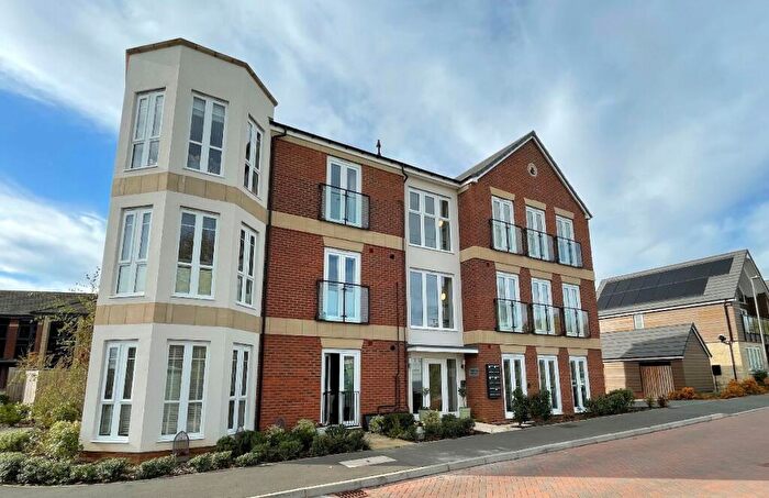 2 Bedroom Apartment For Sale In Osier Way, Olney, MK46
