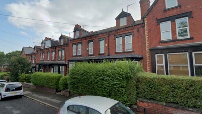 8 Bedroom Terraced House To Rent In Delph Lane, Woodhouse, Leeds, LS6