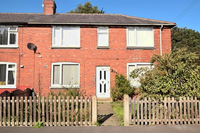 4 Bedroom Semi-Detached House To Rent In Rufford Street, Wakefield WF2