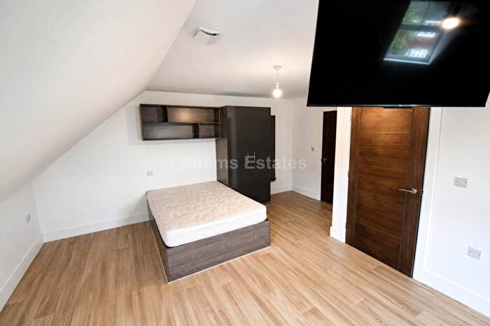 Studio To Rent In Reading, RG2