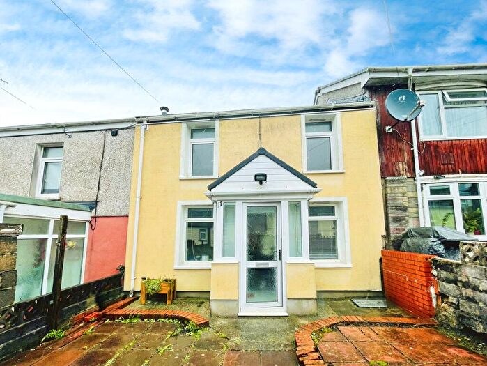 2 Bedroom Terraced House To Rent In High Street, Dowlais Top, Merthyr Tydfil, CF48