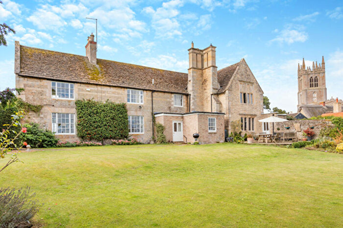 5 Bedroom Detached House For Sale In Chapel Street, Titchmarsh, Northamptonshire, NN14