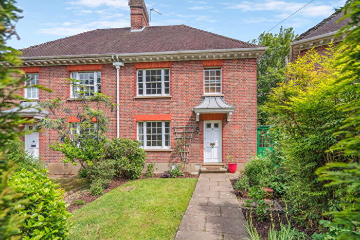 3 Bedroom Semi Detached House For Sale In Waxwell Close, Pinner, HA5