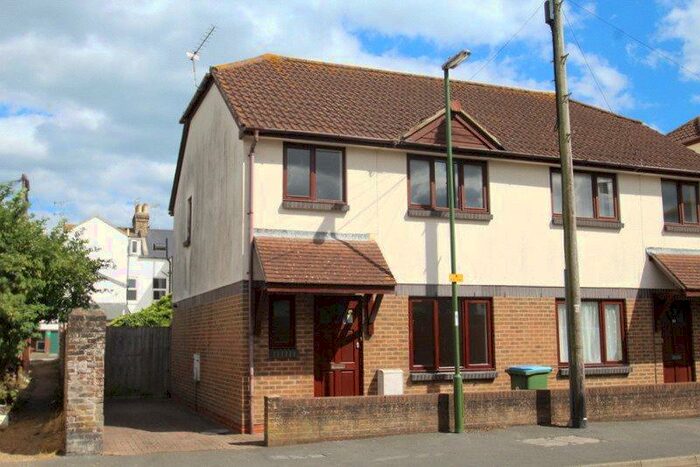 3 Bedroom Semi-Detached House To Rent In Clifton Road, Littlehampton, West Sussex, BN17