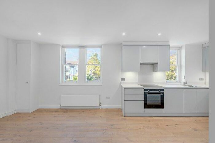 2 Bedroom Property To Rent In Wimbledon Park Road, London, SW18