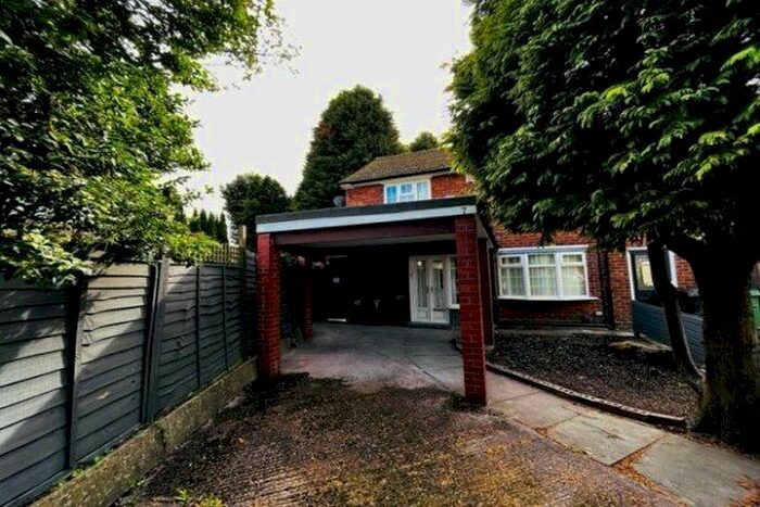 2 Bedroom Property To Rent In St. Martins Close, Wolverhampton, WV2