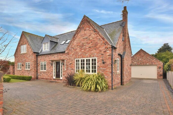 4 Bedroom Detached House For Sale In Main Street, South Muskham, Newark, NG23