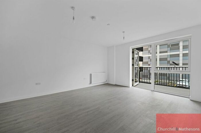 1 Bedroom Flat To Rent In Forastero House, Farine Avenue, Hayes, UB3