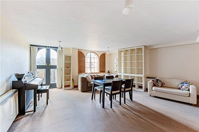 1 Bedroom Flat For Sale In Java Wharf, Shad Thames, London, SE1
