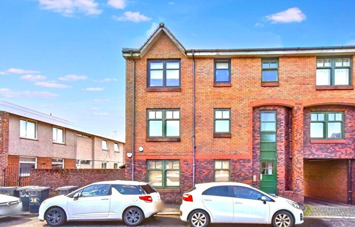 2 Bedroom Flat To Rent In Newtown Street, Kilsyth, G65