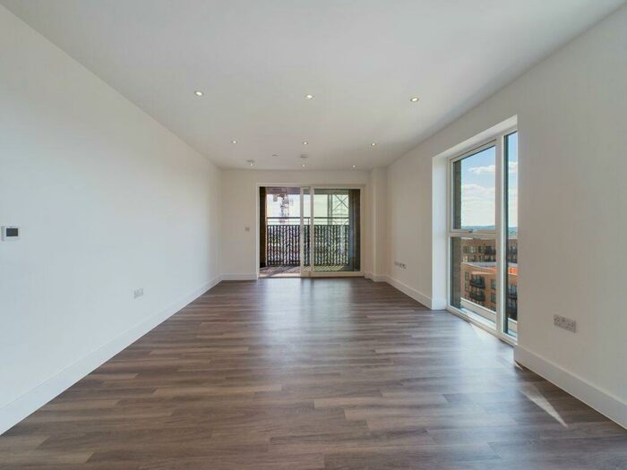 1 Bedroom Flat To Rent In Aerodrome Road, Colindale, &# Bedroom Modern, NW9