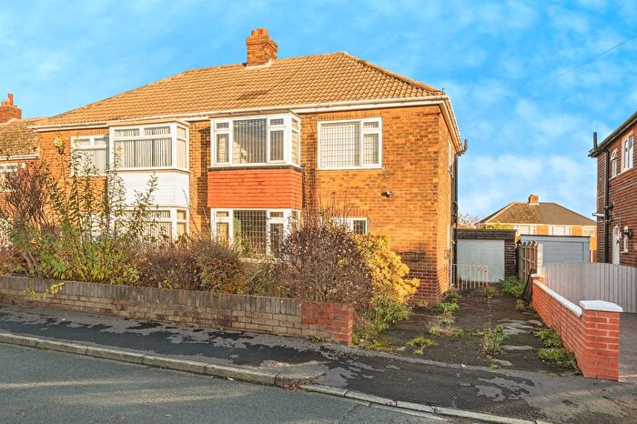 3 Bedroom Semi Detached House For Sale In Ullswater Close, Hanging Heaton, Dewsbury, WF12