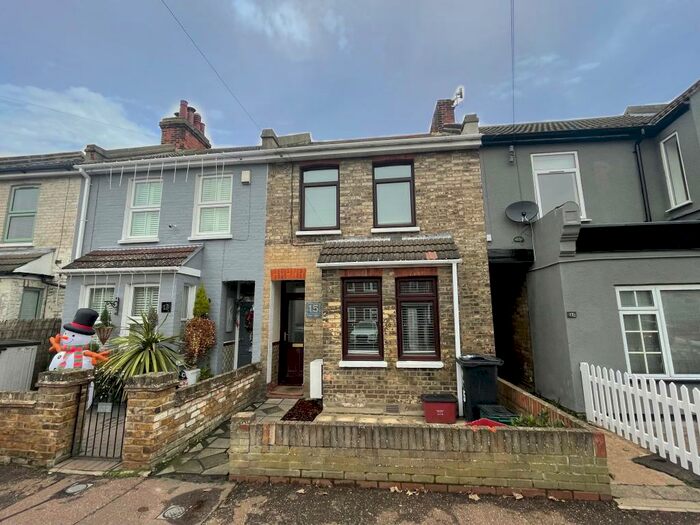 4 Bedroom House To Rent In Dudley Road, Clacton-On-Sea, CO15