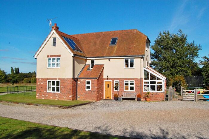 5 Bedroom Detached House To Rent In Hancocks, Chelmsford, CM1