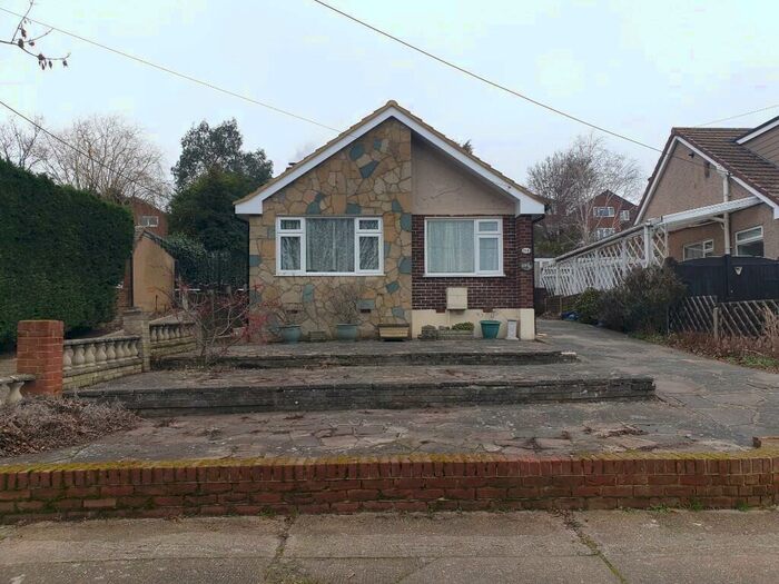 2 Bedroom Detached Bungalow To Rent In Oakfield Road, Benfleet, Essex, SS7