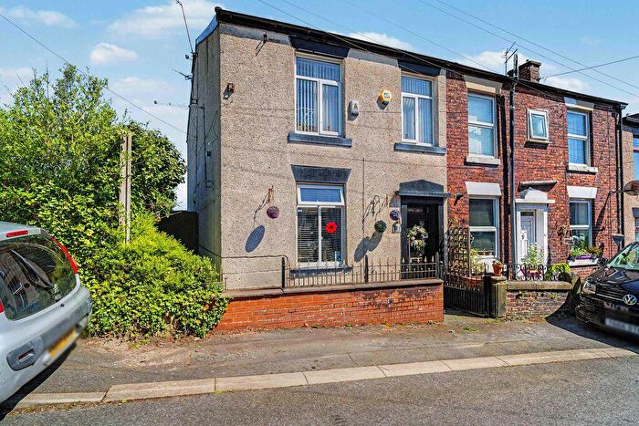 3 Bedroom End Of Terrace House For Sale In Croft Street, Smallbridge Rochdale, OL12