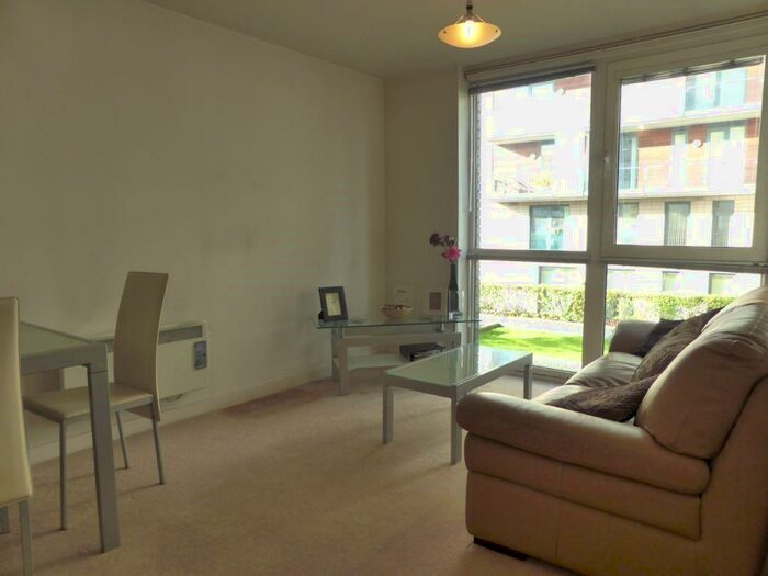 1 Bedroom Apartment To Rent In Spectrum, Block, Blackfriars Road, M3