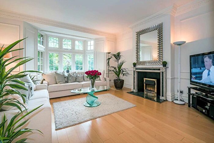 4 Bedroom Flat To Rent In Parkside, Knightsbridge, SW1