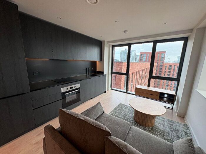 1 Bedroom Apartment To Rent In Waterhouse Gardens, Dutton Street, Manchester, M3