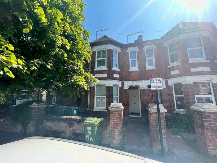 1 Bedroom Maisonette To Rent In Newcombe Road, Southampton, SO15