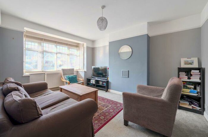 3 Bedroom End Of Terrace House To Rent In Whytecliffe Road North, Purley, CR8