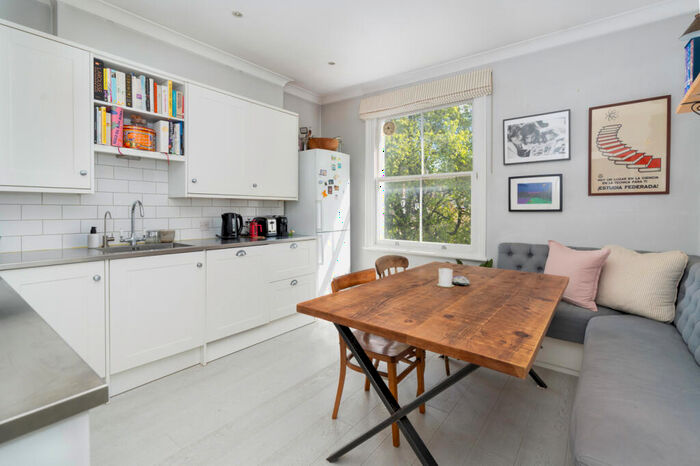 2 Bedroom Apartment To Rent In Highbury Hill, London, N5