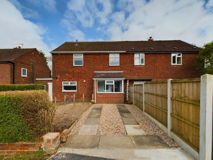 3 Bedroom Semi-Detached House To Rent In Arthur Street, Alfreton, Derbyshire, DE55