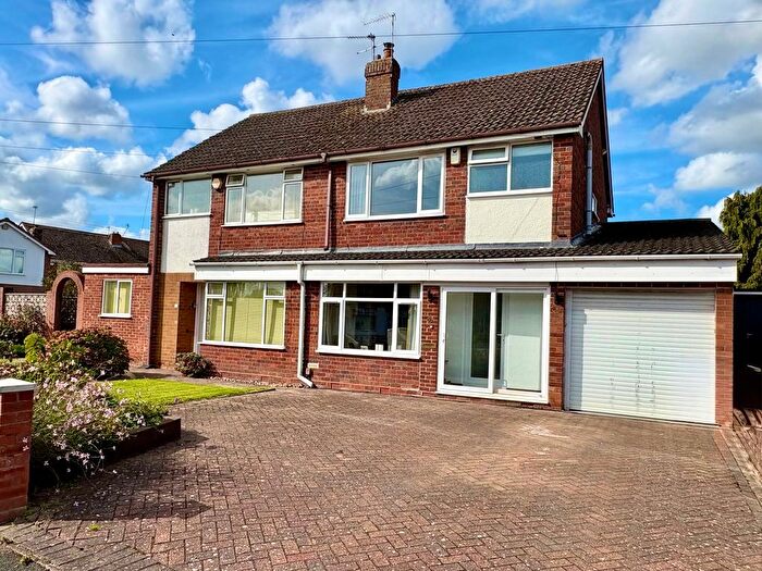 3 Bedroom Semi Detached House For Sale In Laurel Drive, Newport, TF10