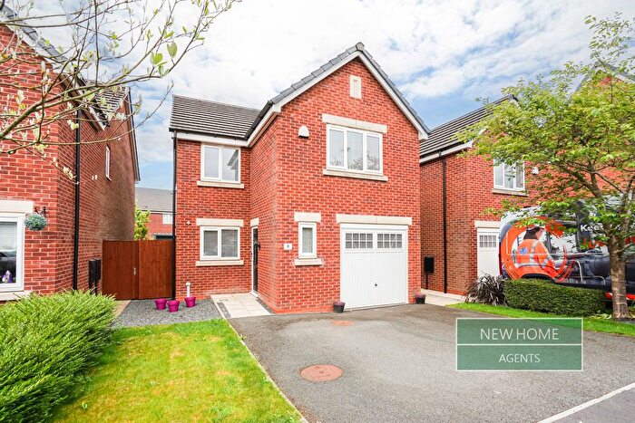 4 Bedroom Detached House For Sale In Beckfield Close, Leigh, WN7