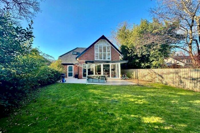 4 Bedroom Detached House To Rent In Dorchester Road, Poole, BH16