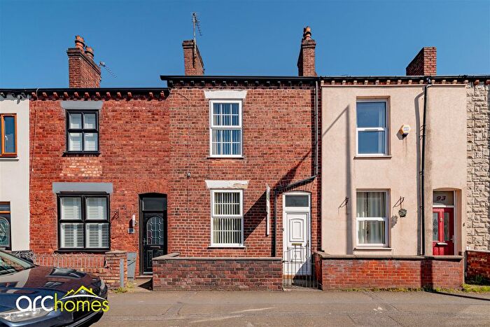 2 Bedroom Terraced House For Sale In Atherton Road, Hindley, Wigan, WN2