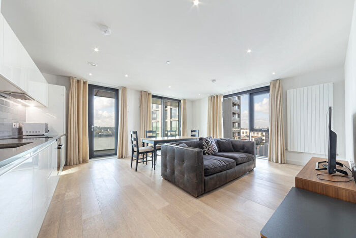 2 Bedroom Apartment To Rent In Summerston House, Starboard Way, Royal Wharf, London, E16