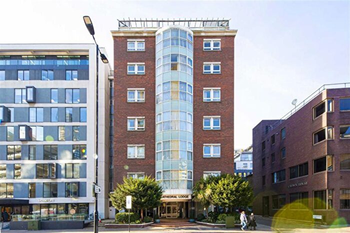2 Bedroom Flat For Sale In Aldersgate Street, Barbican, EC1A
